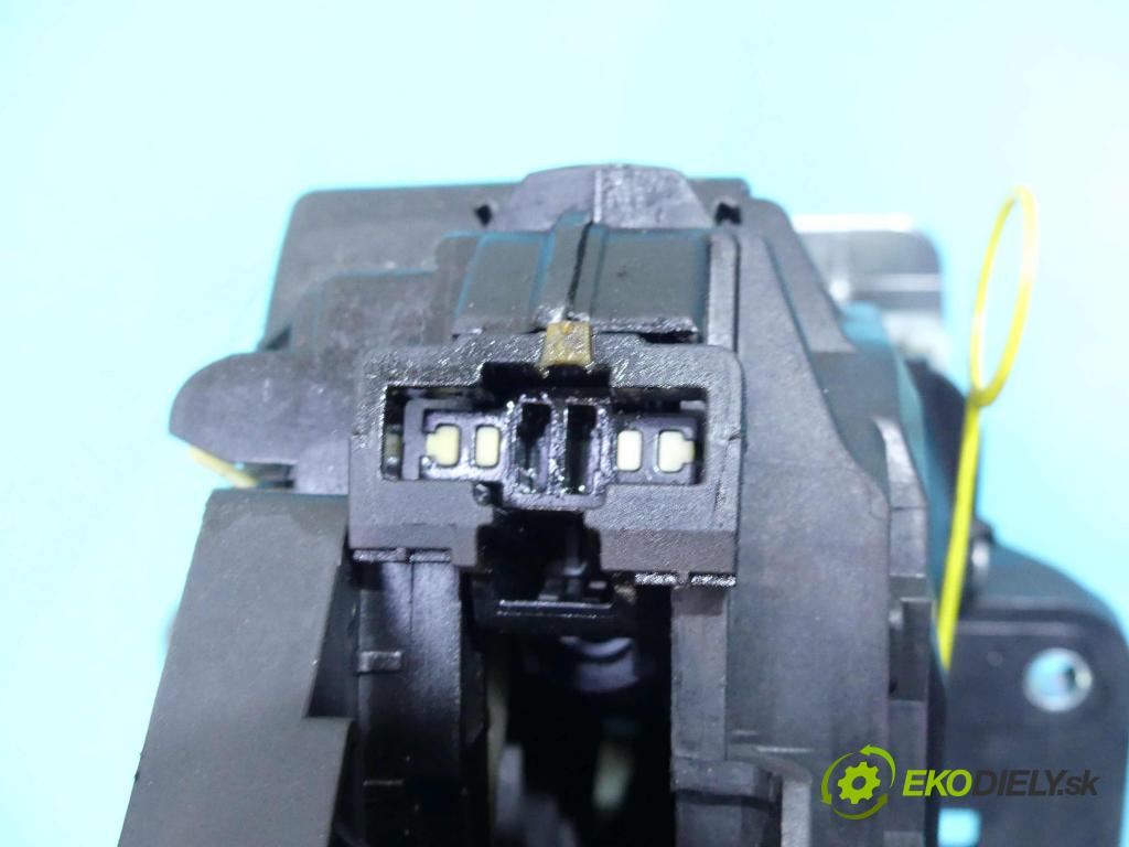 Opel Zafira B 2005-2014 1.9 cdti 120 HP automatic 88 kW 1910 cm3 5- Páka: Změny: stupeň,rýchlosť 13142071 (Rýchlostné páky / kulisy)