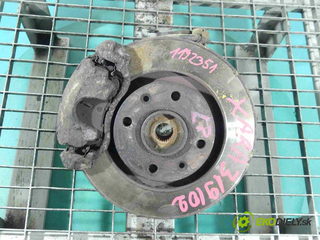 Citroen Xsara II 2000-2004 1.9d 69KM manual 51 kW 1868 cm3 5- náboj ľavé  (Náboje)