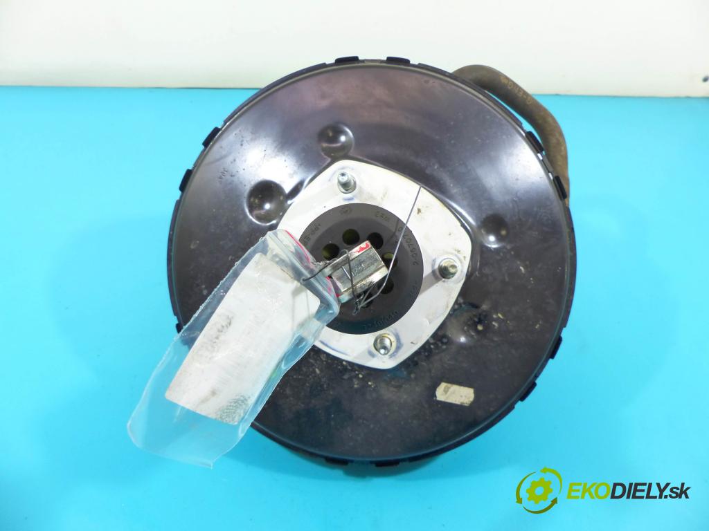 Kia Venga 1.6 16v 124hp automatic 91,5 kW 1591 cm3 5- servo brzdové 58500-1P205