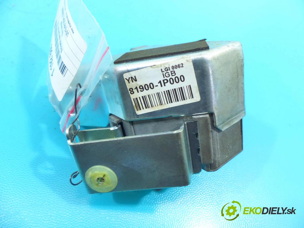 Kia Venga 1.6 16v 124hp automatic 91,5 kW 1591 cm3 5- Blokáda: řízení: 81900-1P000 (Ostatné)