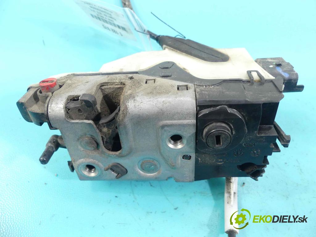 Peugeot 208 I 2012-2019 1.6 hdi 90 hp manual 66 kW 1560 cm3 5- zámek zadní levý 9812501280