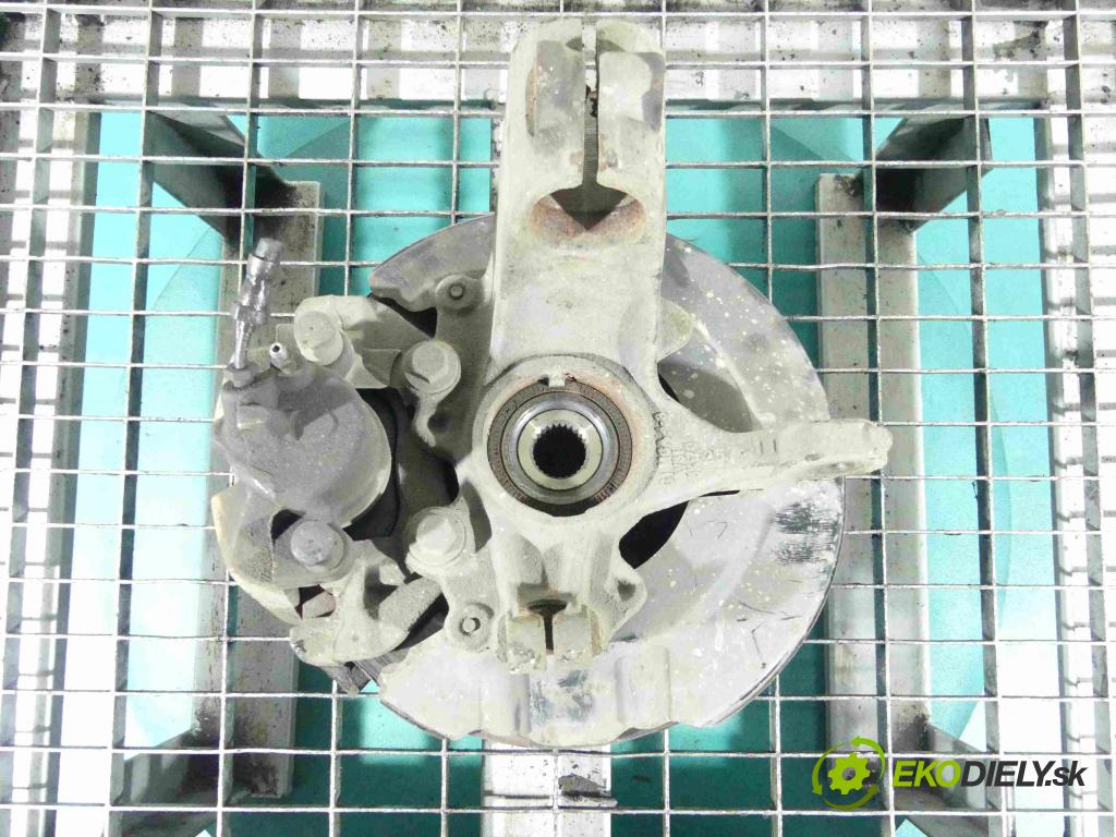 Ford Focus Mk3 2010-2018 2.0 tdci 140 HP manual 103 kW 1997 cm3 5- náboj pravé  (Náboje)