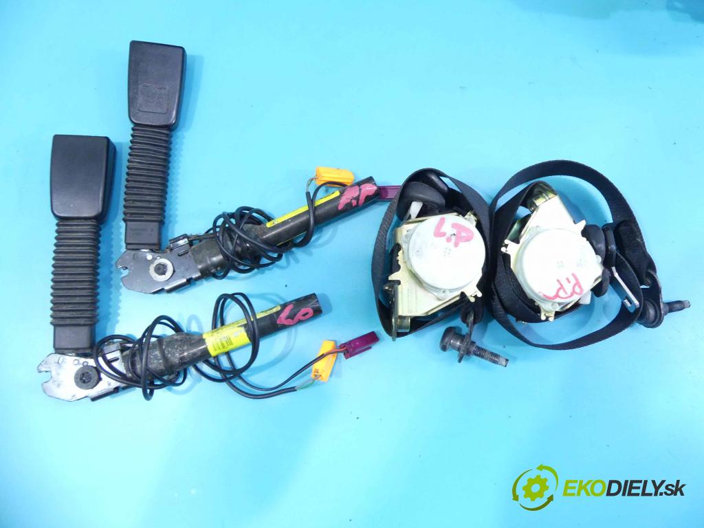 Ford Focus Mk2 2004-2011 1.6 tdci 109 HP manual 80 kW 1560 cm3 5- kokpit,pristrojová doska rozdeľovacia