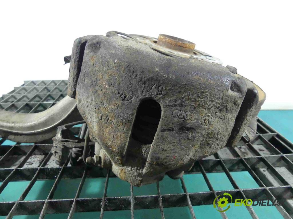 Audi A4 B6 2000-2004 1.9 tdi 131 HP manual 96 kW 1896 cm3 5- brzdič predné pravý  (Ostatné)