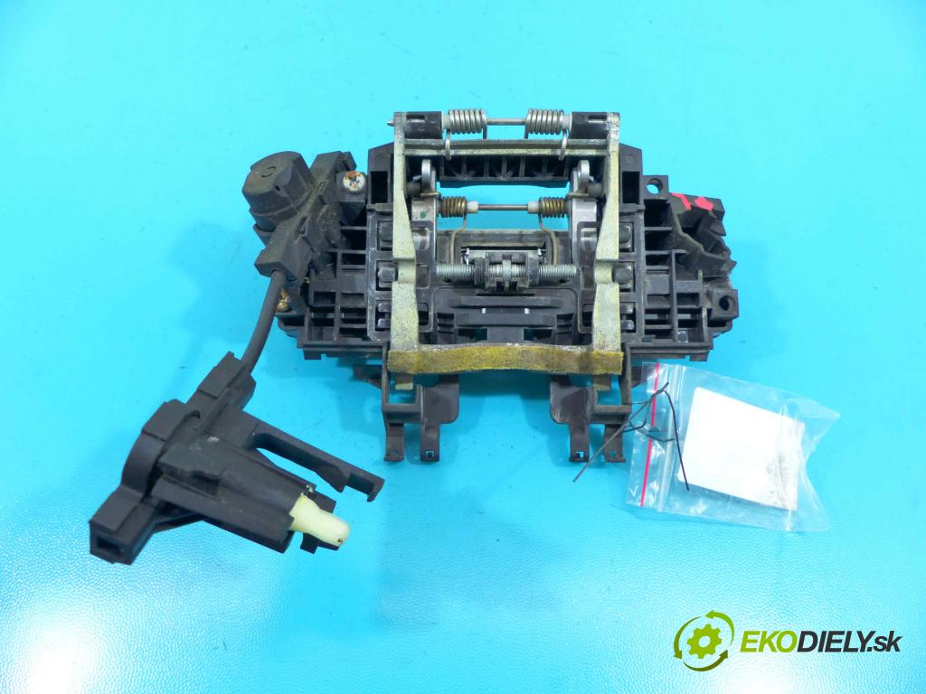 Audi A8 D3 2002-2009 3.0 tdi 232KM automatic 171 kW 2967 cm3 4- rukoväť predné ľavé mimo: 4E1837885 (Vonkajšie predné ľavé)