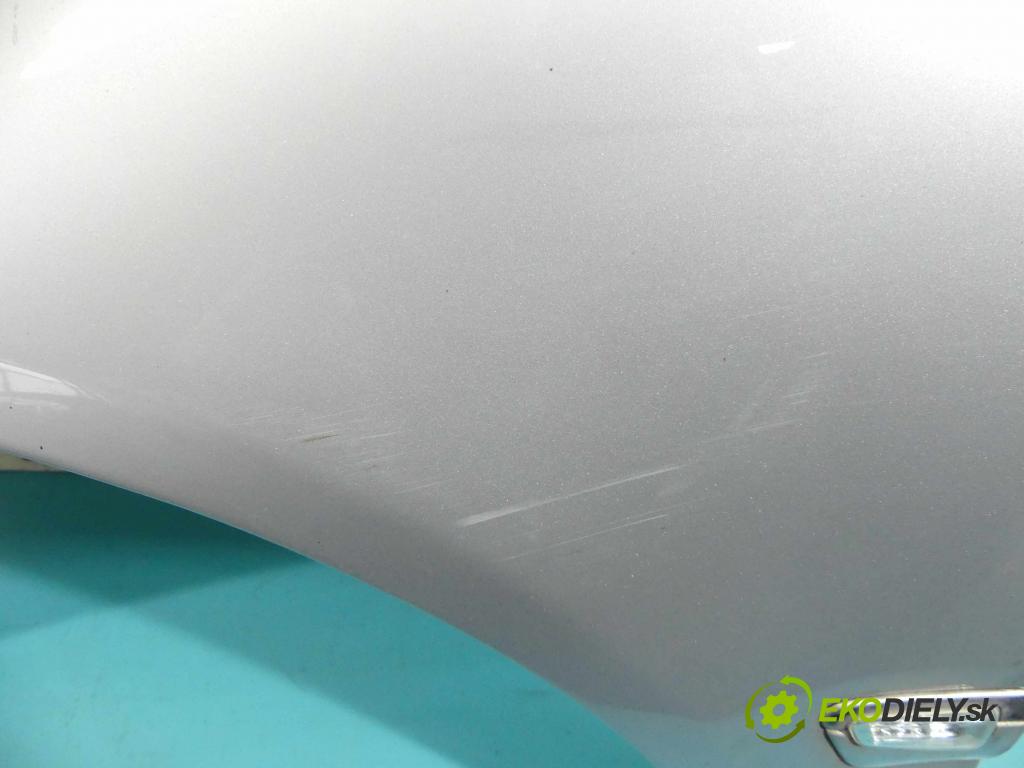 Audi A8 D3 2002-2009 3.0 tdi 232KM automatic 171 kW 2967 cm3 4- blatnik přední levý