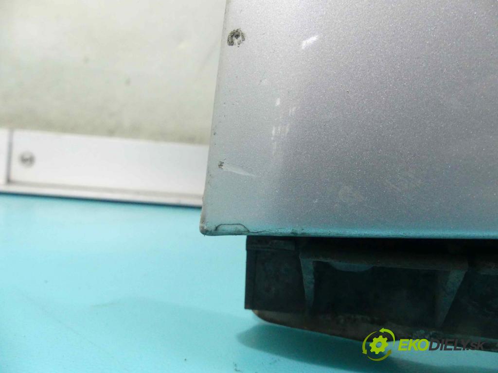 Audi A8 D3 2002-2009 3.0 tdi 232KM automatic 171 kW 2967 cm3 4- blatnik přední levý