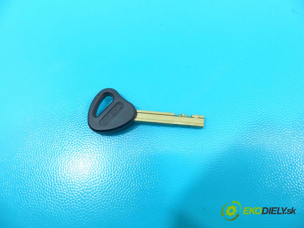 Fiat Fiorino III 2007- 1,3.0 jtd 75 HP manual 55 kW 1248 cm3 5- Blokáda: řízení:  (Ostatné)