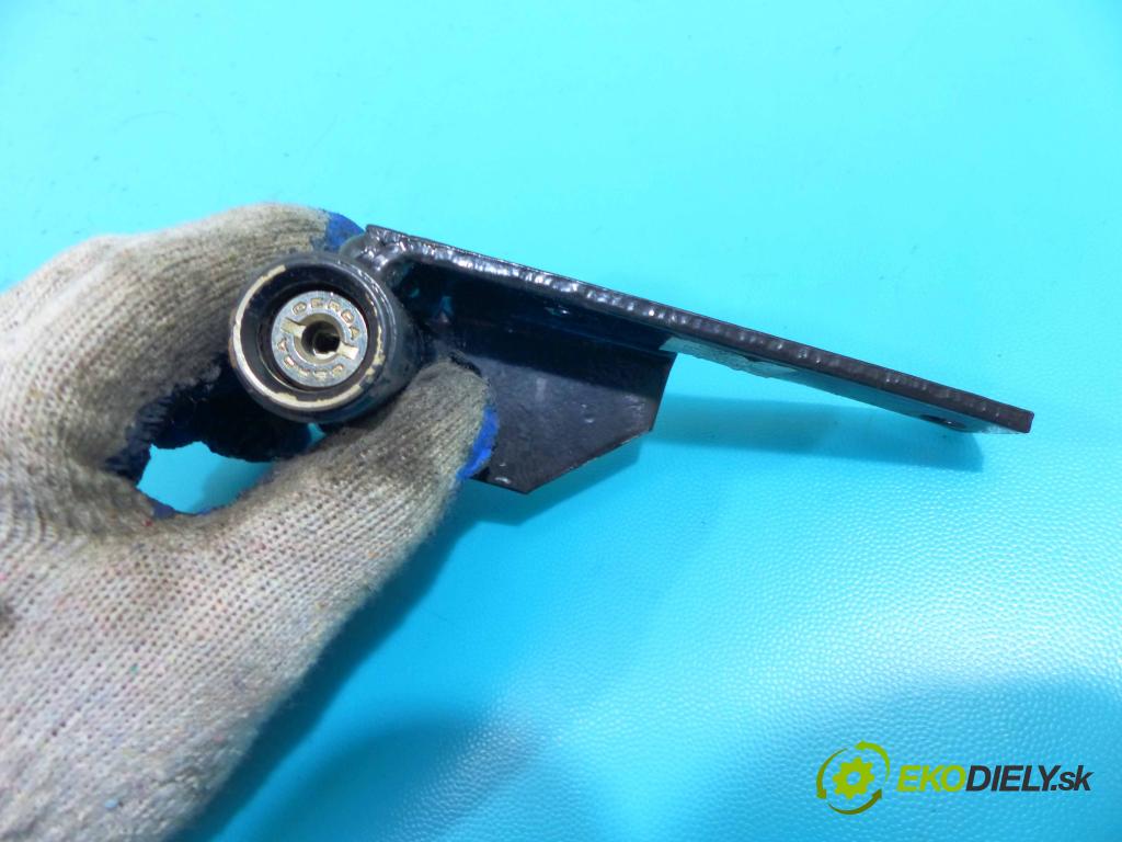 Fiat Fiorino III 2007- 1,3.0 jtd 75 HP manual 55 kW 1248 cm3 5- Blokáda: řízení:  (Ostatné)