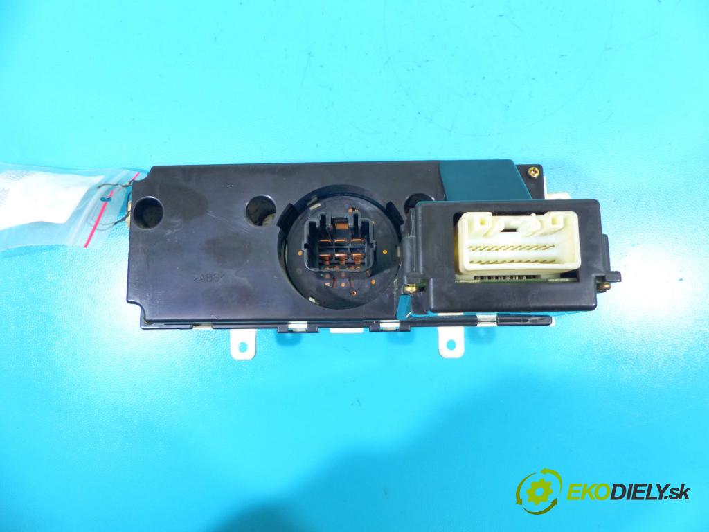 Toyota Avensis I T22 1997-2003 1.8 vvti 129 HP manual 95 kW 1794 cm3 5- panel kúrenia 55900-05080