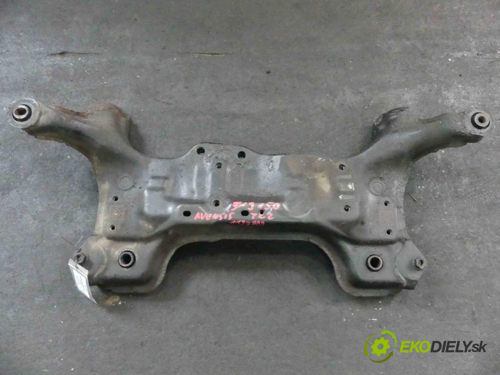 Toyota Avensis I T22 1997-2003 1.8 vvti 129 hp manual 95 kW 1794 cm3 5- výztuha motoru 