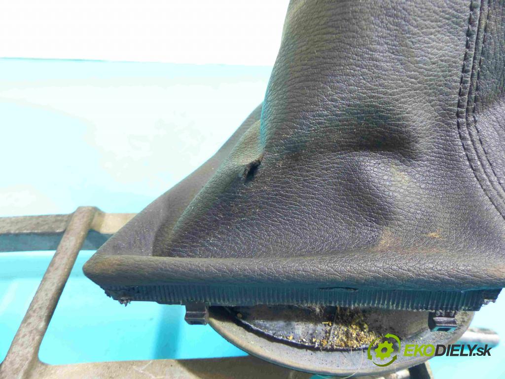 Bmw X3 E83 2003-2010 2.0d 150 HP manual 110 kW 1995 cm3 5- Páka: Změny: stupeň,rýchlosť  (Rýchlostné páky / kulisy)