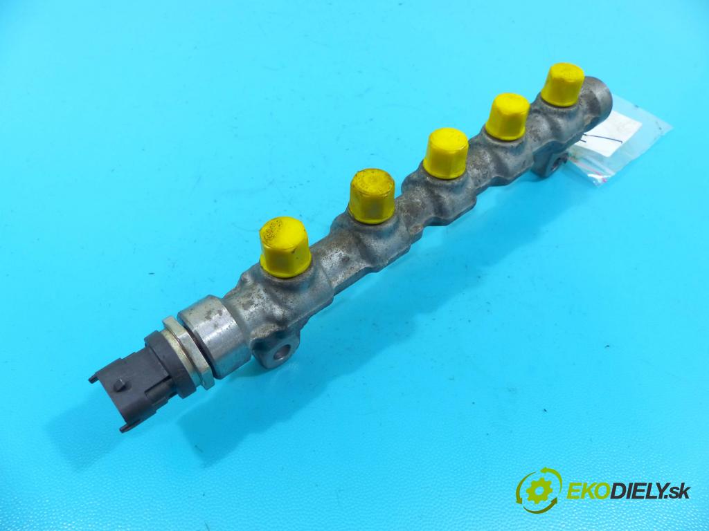Hyundai I30 I 2007-2012 1.6 crdi 116 HP manual 85 kW 1582 cm3 5- lišta vstrekovacia 0445214181 (Vstrekovacie lišty)