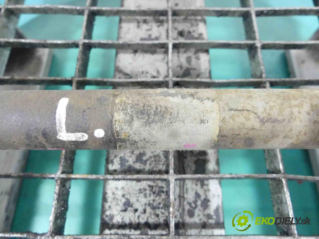 Hyundai I30 I 2007-2012 1.6 crdi 116 HP manual 85 kW 1582 cm3 5- poloos ľavé  (Poloosy)