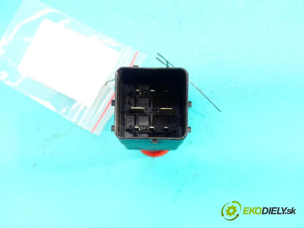 Mazda 3 II BL 2008-2013 1.6 CiTD 116 hp manual 85 kW 1560 cm3 5- relé 9666671780 (Relé)