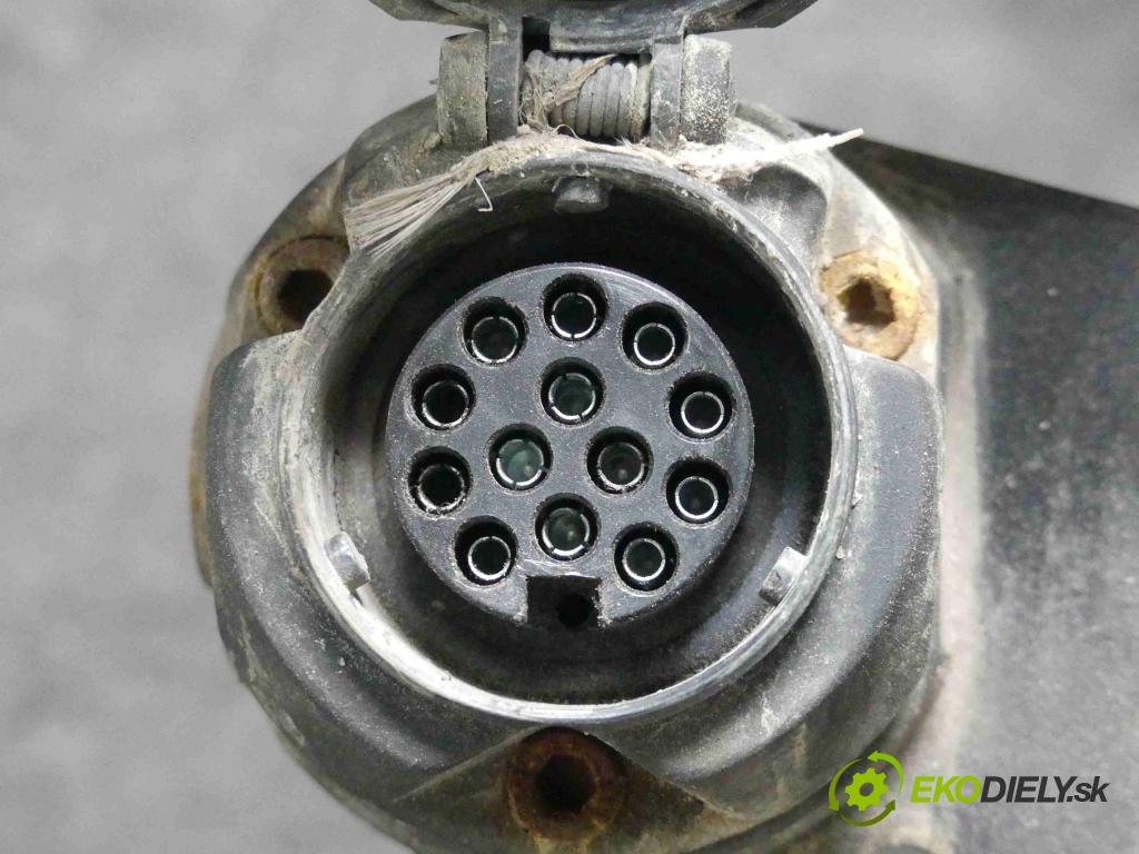 Mazda 3 II BL 2008-2013 1.6 CiTD 116 hp manual 85 kW 1560 cm3 5- oko tažné C830-V8-921A