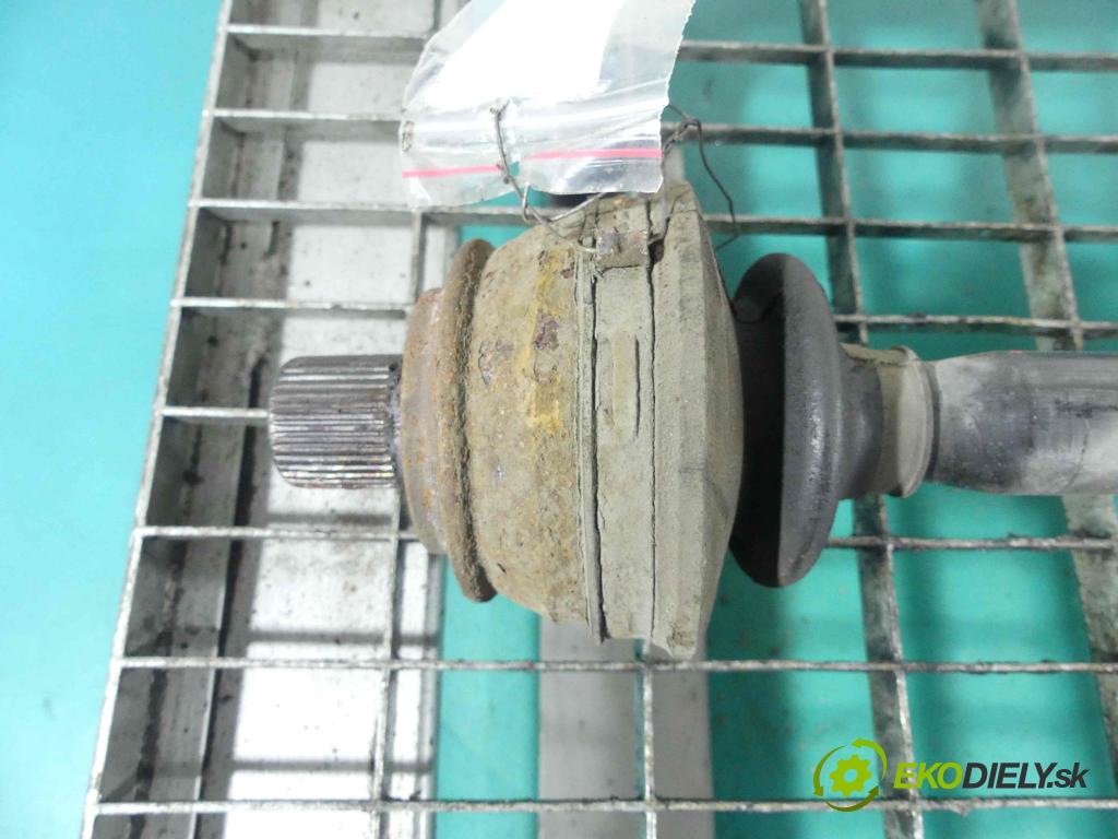 Audi A8 D3 2002-2009 3.0 tdi 232KM automatic 171 kW 2967 cm3 4- poloos ľavé 4E0501203C (Poloosy)