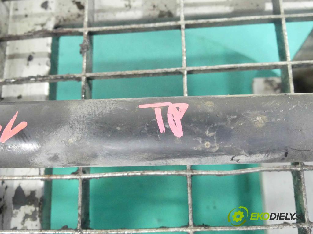 Audi A8 D3 2002-2009 3.0 tdi 232KM automatic 171 kW 2967 cm3 4- poloos pravé 4E0501203C (Poloosy)