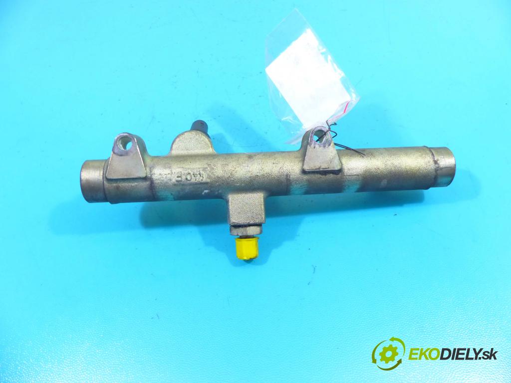 Audi A8 D3 2002-2009 3.0 tdi 232KM automatic 171 kW 2967 cm3 4- lišta vstrekovacia 059130089D (Vstrekovacie lišty)