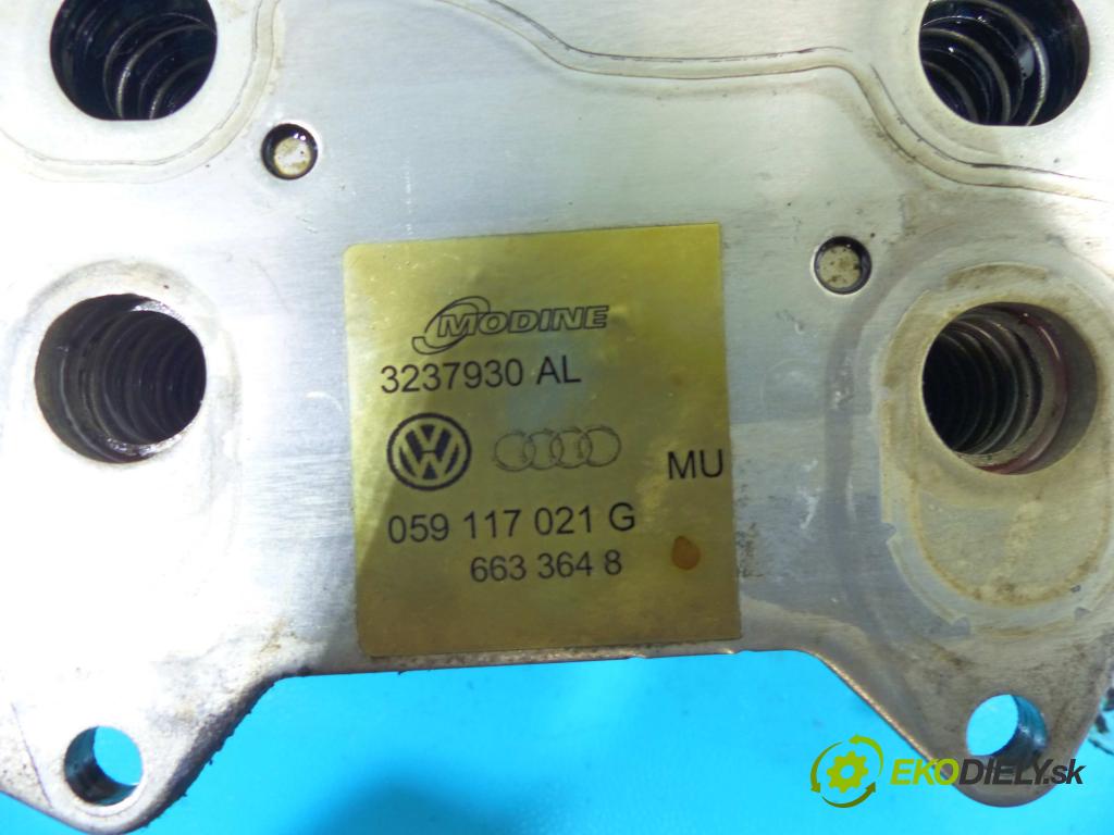 Audi A8 D3 2002-2009 3.0 tdi 232KM automatic 171 kW 2967 cm3 4- chladič oleja: 059117021G