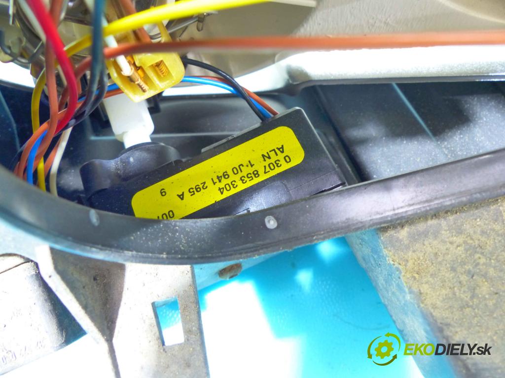 Ford Galaxy Mk1 1995-2006 1.9 tdi 116 HP manual 85 kW 1896 cm3 5- Reflektor: pravý 1M211100AA (Pravé)