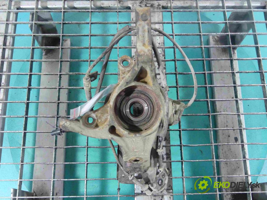 Hyundai I40 1.7 crdi 116 HP manual 85 kW 1685 cm3 5- náboj ľavé  (Náboje)