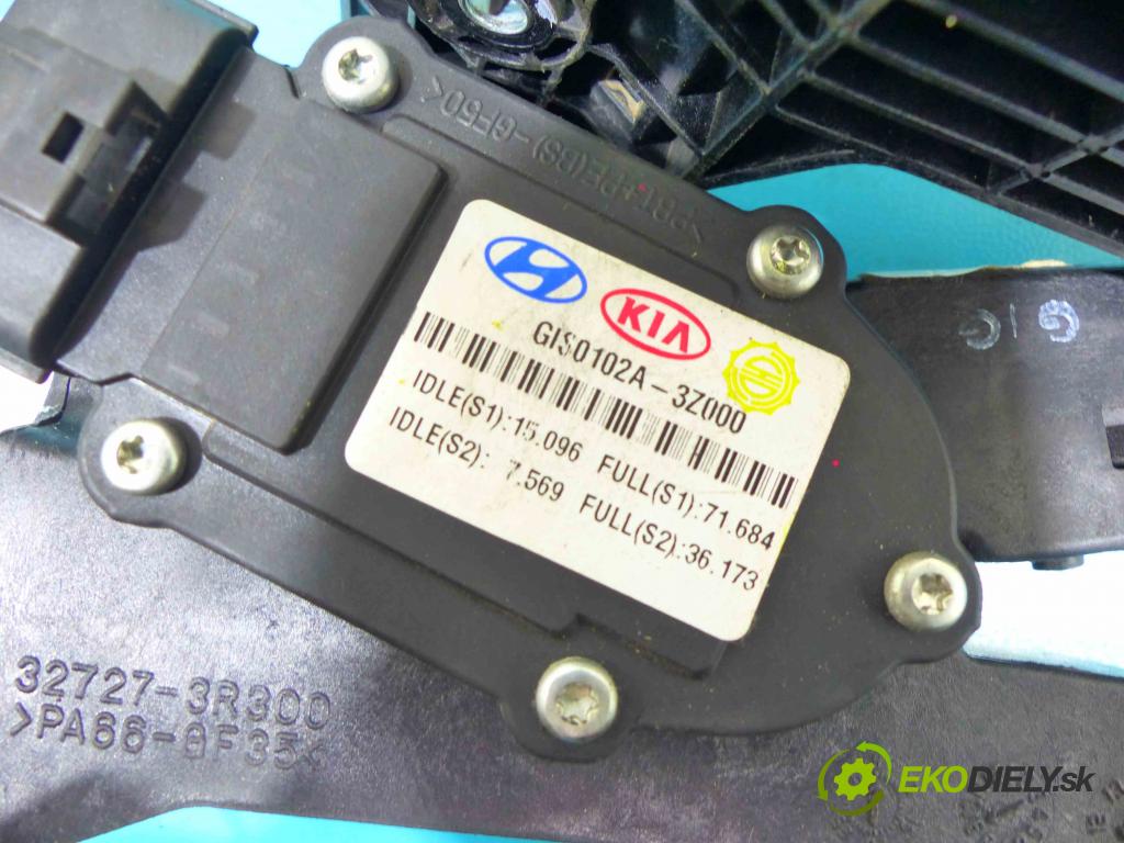 Hyundai I40 1.7 crdi 116 HP manual 85 kW 1685 cm3 5- pedále 32726-3Z000 (Pedále)