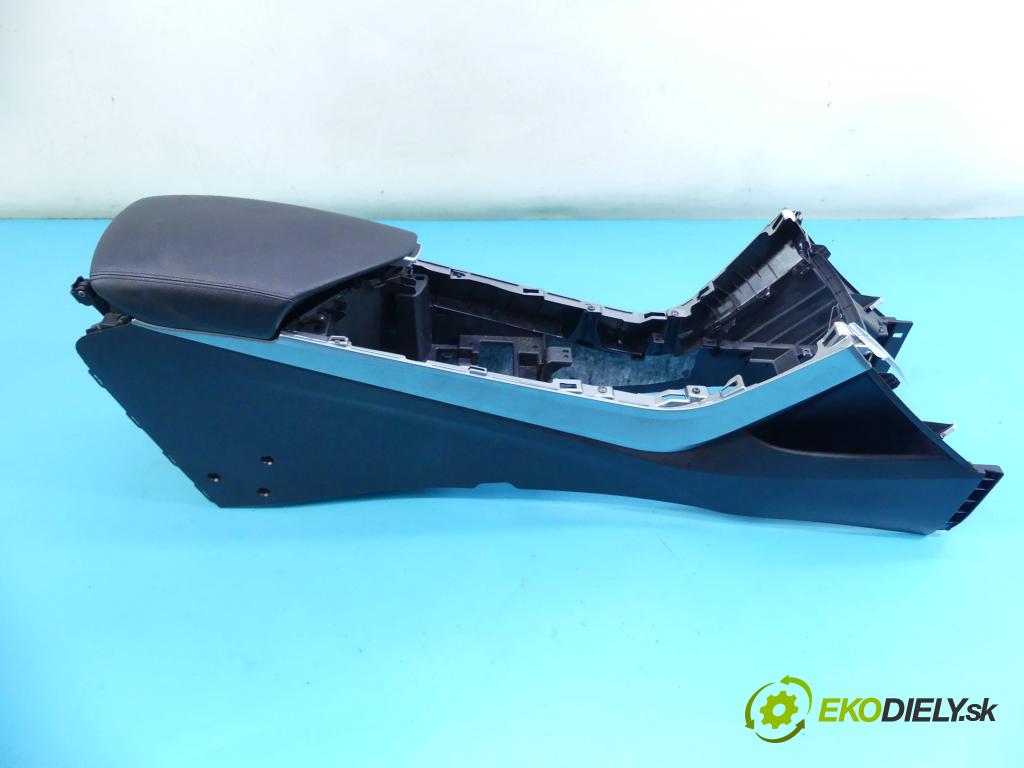 Hyundai I40 1.7 crdi 116 HP manual 85 kW 1685 cm3 5- operadlo 84601-3Z010 (Lakťové opierky)