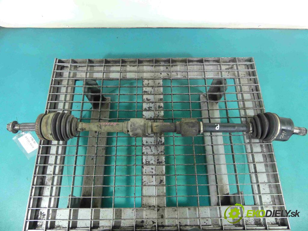 Hyundai I40 1.7 crdi 116 HP manual 85 kW 1685 cm3 5- poloos pravé 49501-3Z350 (Poloosy)