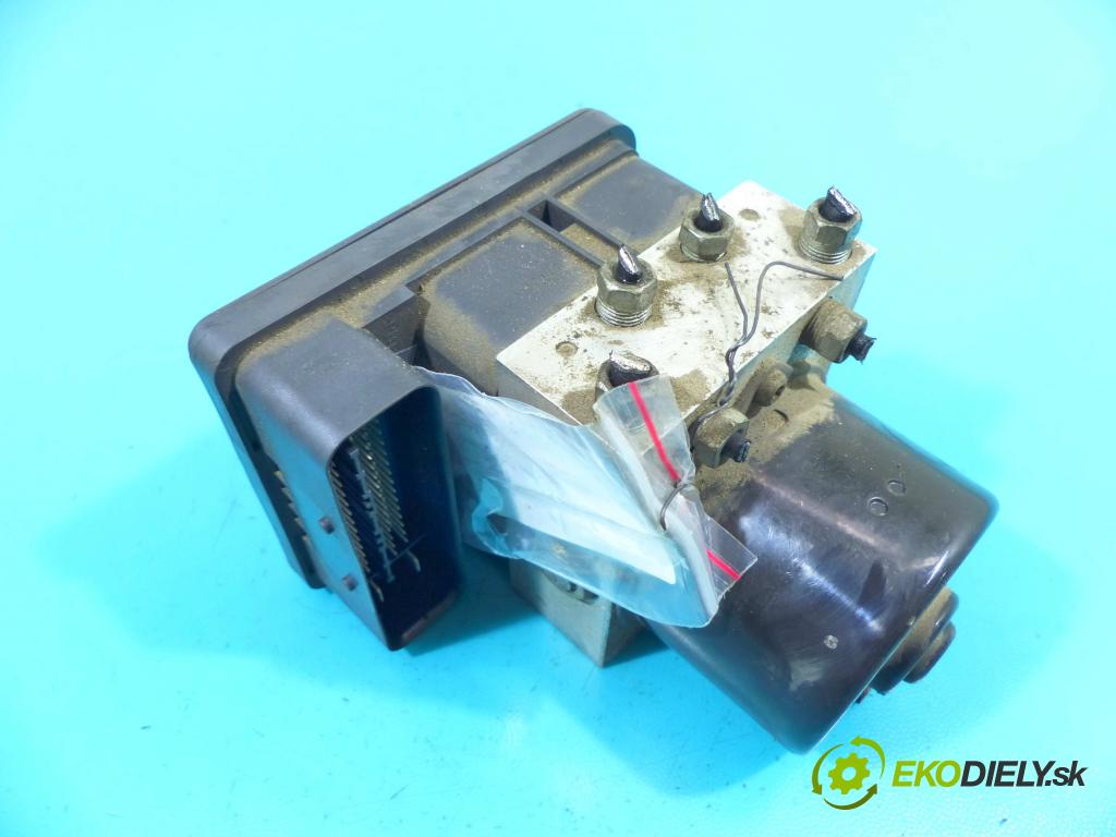 Volvo V50 2.0d 136 HP manual 100 kW 1997 cm3 5- čerpadlo abs 30672504A (Pumpy ABS)