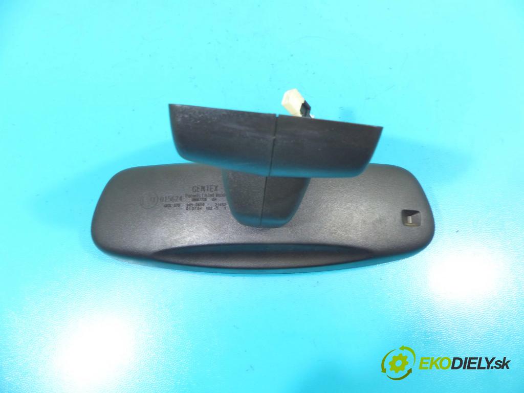 Volvo V50 2.0d 136hp manual 100 kW 1997 cm3 5- zpětné zrcátko vnitřní 015624 (Světla vnitřní)