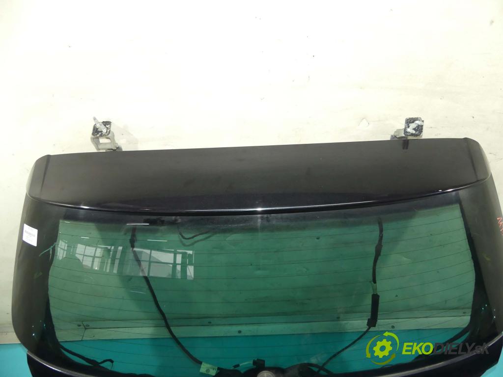 Vw Passat B7 2010-2014 2.0 tdi 140 hp automatic 103 kW 1968 cm3 5- zadní kufrové dveře  (Zadní kapoty)