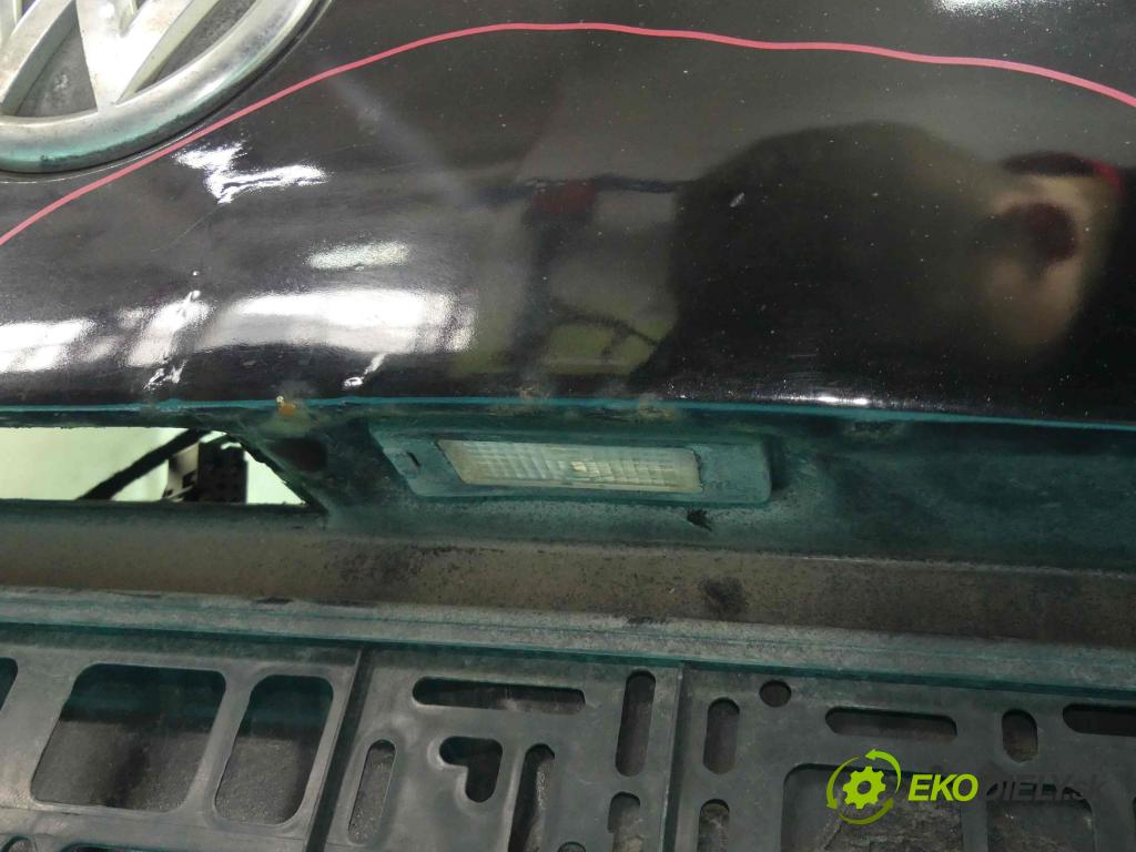 Vw Passat B7 2010-2014 2.0 tdi 140 hp automatic 103 kW 1968 cm3 5- zadní kufrové dveře  (Zadní kapoty)