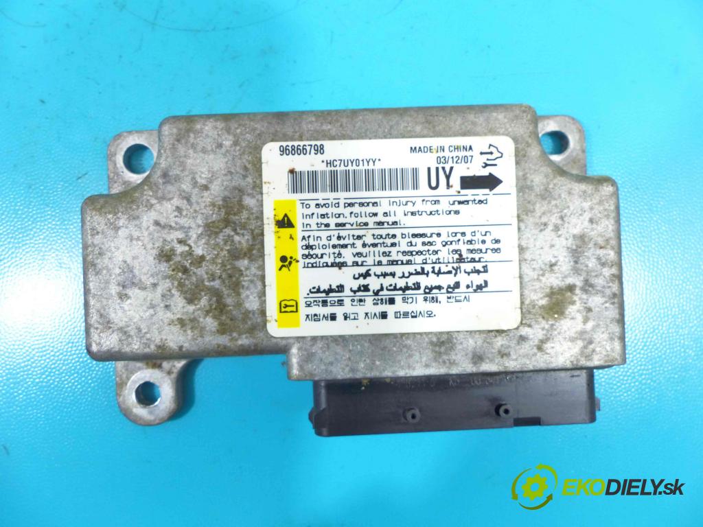 Chevrolet Captiva 2.4 16v 136 HP manual 100 kW 2405 cm3 5- modul riadiaca jednotka 96866798 (Ostatné)