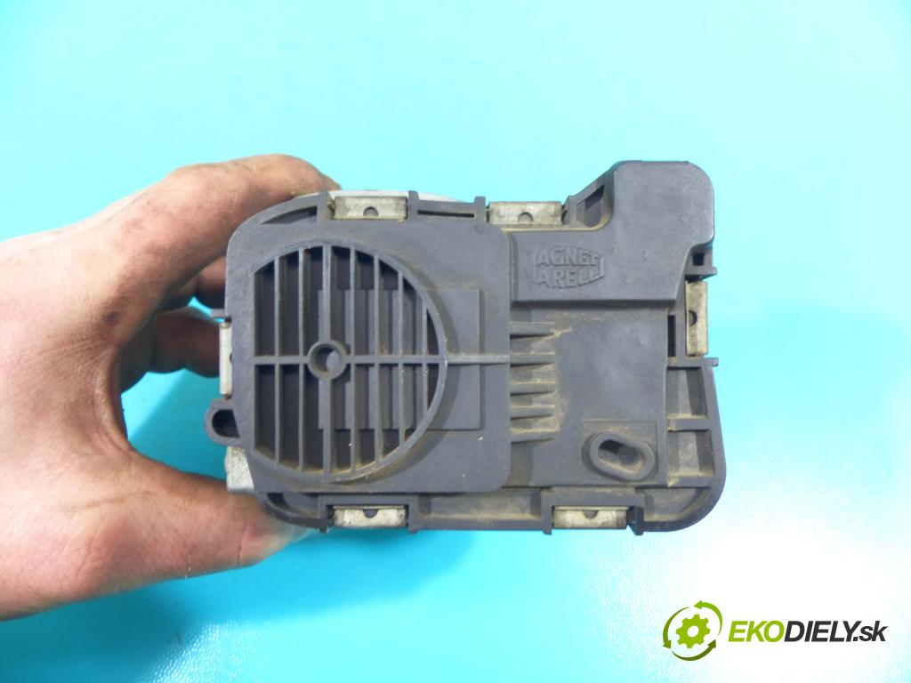 Vw Touran I 2003-2015 1.6 FSI 105 HP manual 77 kW 1600 cm3 5- klapka 03C133062A (Škrtiace klapky)