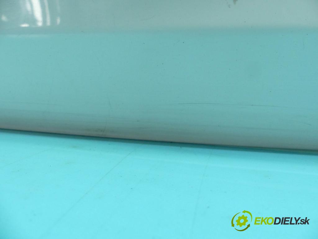 Bmw 1 E87 2004-2011 2.0d 116 hp manual 85 kW 1995 cm3 5- zadní kufrové dveře  (Zadní kapoty)