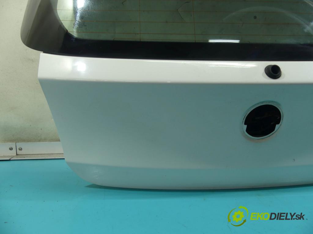 Bmw 1 E87 2004-2011 2.0d 116 hp manual 85 kW 1995 cm3 5- zadní kufrové dveře  (Zadní kapoty)