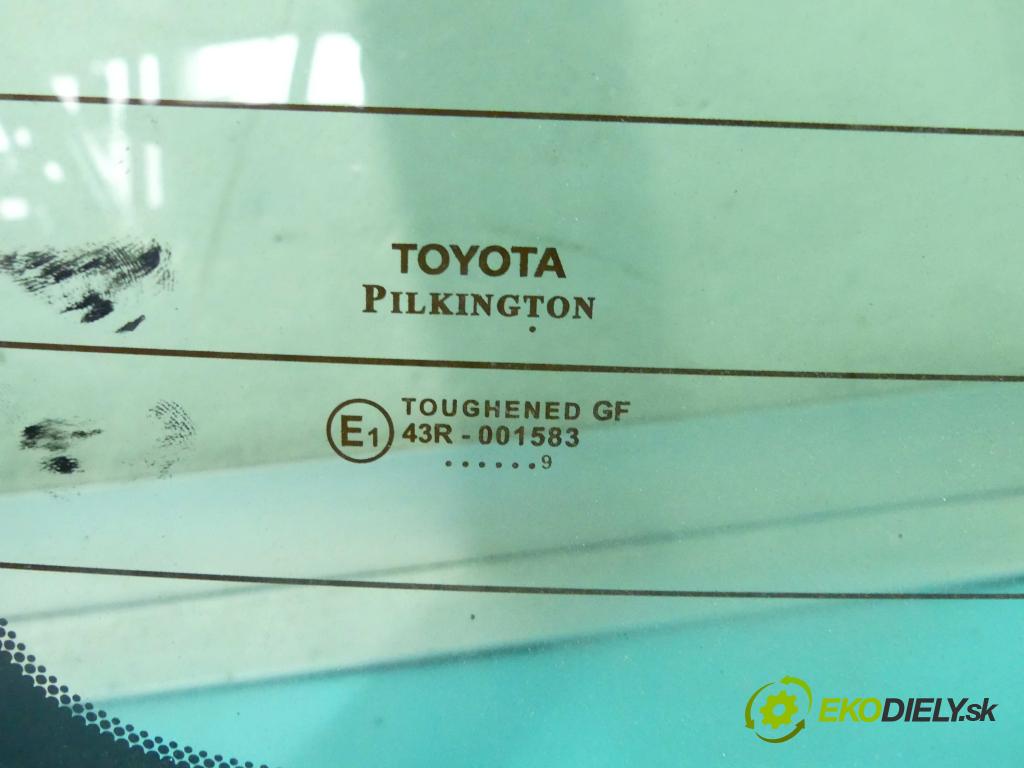 Toyota Avensis III T27 2009-2018 2.0 D4D 126 hp manual 93 kW 1998 cm3 4- sklo zadní  (Okna zadní)