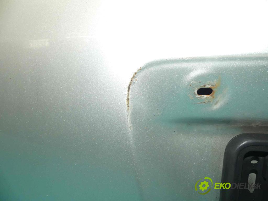 Toyota Avensis II T25 2003-2008 2.0 D4D 116 hp manual 85 kW 1995 cm3 5- zadní kufrové dveře  (Zadní kapoty)