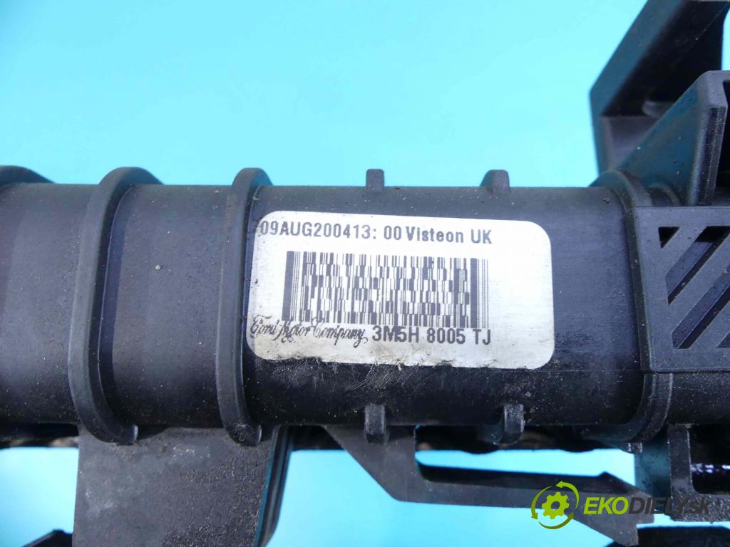 Volvo V50 2.0d 136 HP manual 100 kW 1997 cm3 5- chladič 3M5H-8005-TJ (Chladiče)