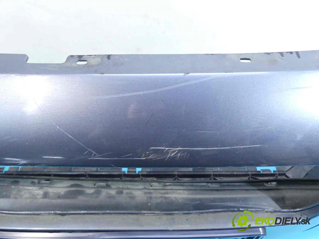 Volvo V50 2.0d 136hp manual 100 kW 1997 cm3 5- nárazník přední