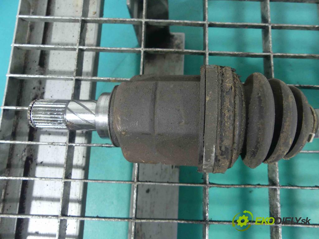 Nissan Micra K12 2003-2010 1.6 16v 110 HP manual 81 kW 1598 cm3 3- poloos ľavé  (Poloosy)