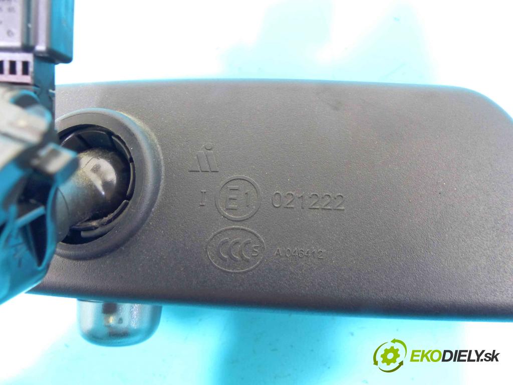 Bmw 3 F30  2011-2018 2.0 16v 184 hp automatic 135 kW 1997 cm3 4- zpětné zrcátko vnitřní  (Světla vnitřní)