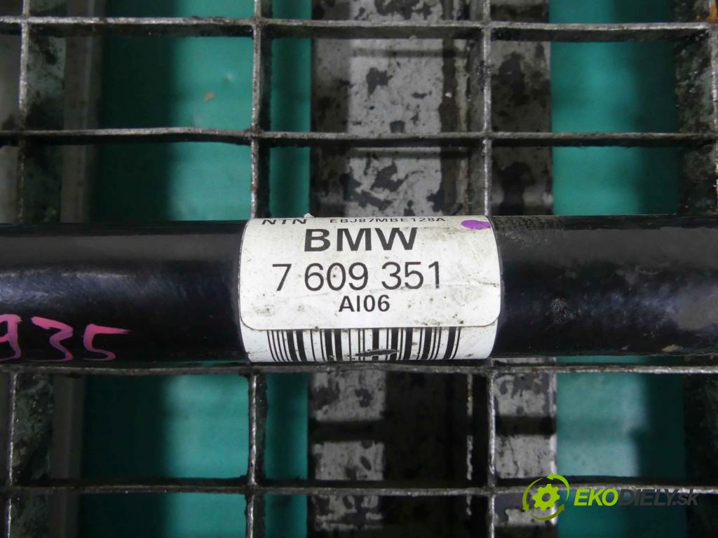 Bmw 3 F30  2011-2018 2.0 16v 184hp automatic 135 kW 1997 cm3 4- poloos ľavé 7609351 (Poloosy)