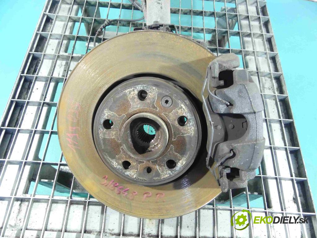 Renault Scenic III 09-16 1.5 dci 110 HP automatic 81 kW 1461 cm3 5- náboj pravé  (Náboje)