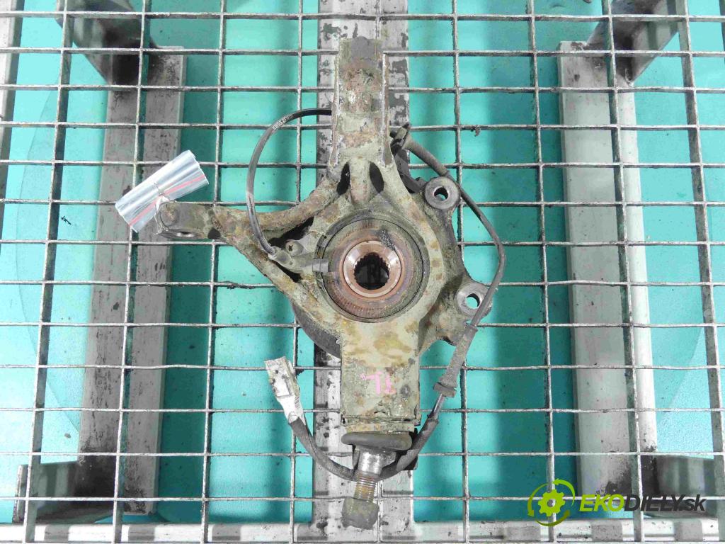 Citroen C4 Grand picasso 2.0 16v 140 HP automatic 103 kW 1997 cm3 5- náboj ľavé  (Náboje)