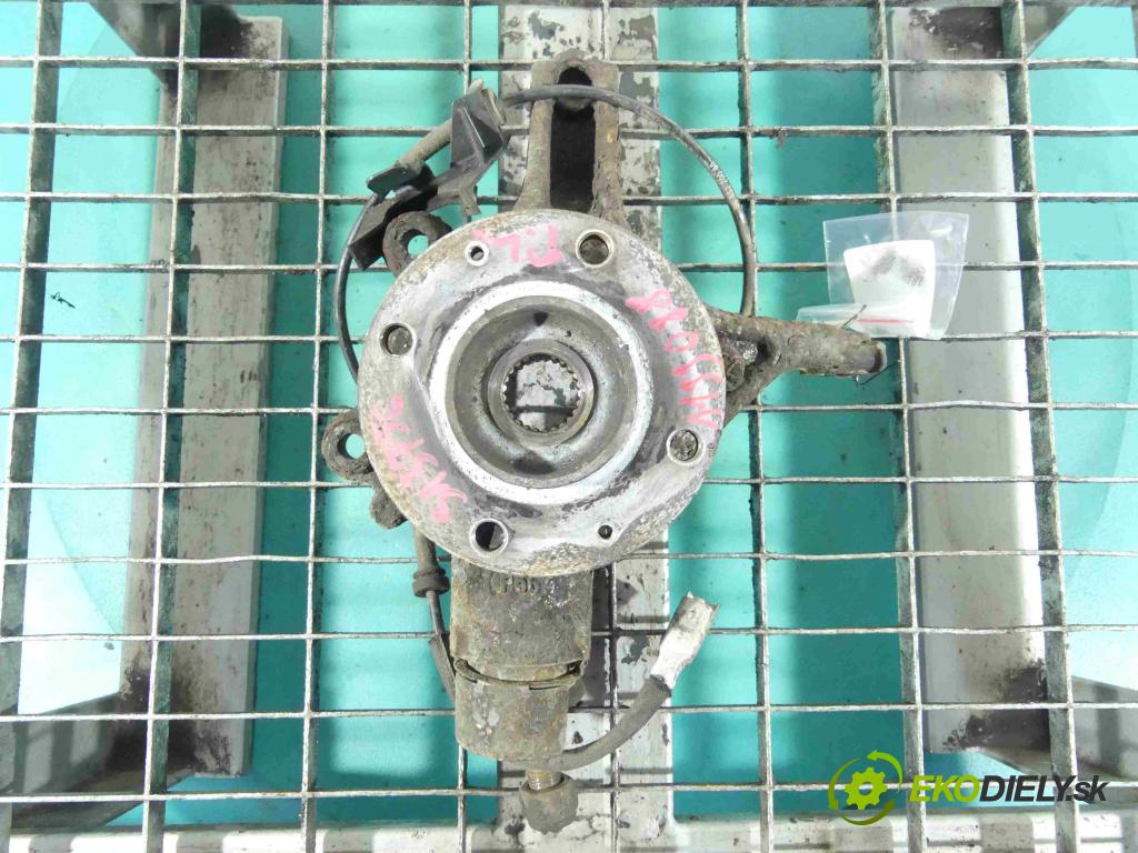 Citroen C4 Grand picasso 2.0 16v 140 HP automatic 103 kW 1997 cm3 5- náboj ľavé  (Náboje)