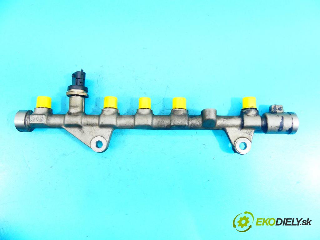 Renault Megane III 2008-2016 1.9 dci 131 HP manual 96 kW 1870 cm3 5- lišta vstrekovacia 8200750048 (Vstrekovacie lišty)