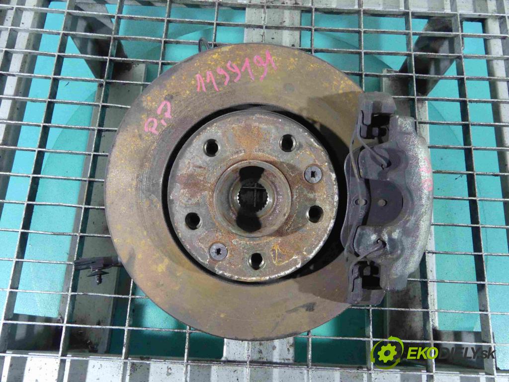 Renault Megane III 2008-2016 1.9 dci 131 HP manual 96 kW 1870 cm3 5- náboj pravé  (Náboje)