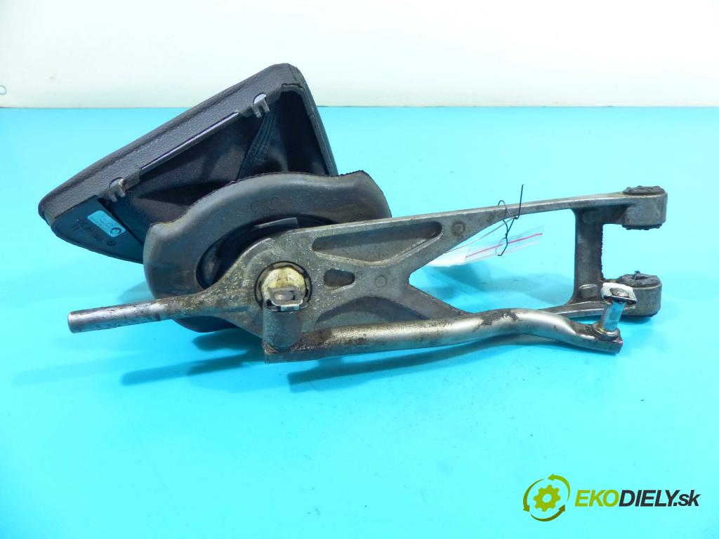 Bmw 1 E87 2004-2011 2.0d 116 HP manual 85 kW 1995 cm3 5- Páka: Změny: stupeň,rýchlosť  (Rýchlostné páky / kulisy)